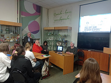 HSE ART AND DESIGN SCHOOL: TEENS
